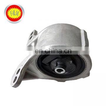 Auto Japanese Car Engine Parts Factory For Bluebird OEM 11210-0E015 Mount Engine photo-2