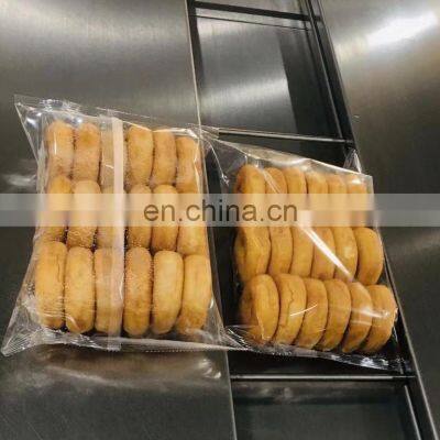 Donut multipack family group pack doughnuts bun horizontal pillow type flow packaging wrapping machine