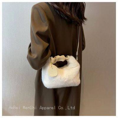 32Autumn plush bag handbag for women cute fashion one-shoulder diagonal bag belt bag wholesale