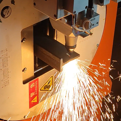 Fully Automatic 3D Laser Tube Cutter