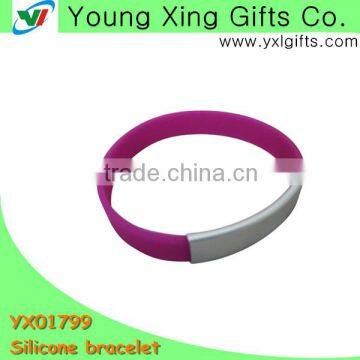 Promotional gifts 2014 fashion silicone material bracelets