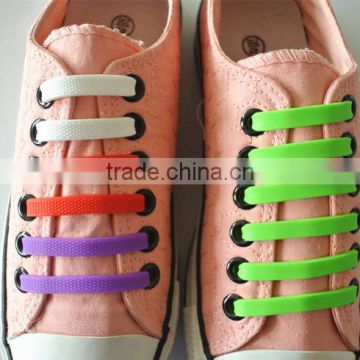 Manufacturing high quality convenient silicone lazy coloured shoelaces with pair blister card pack