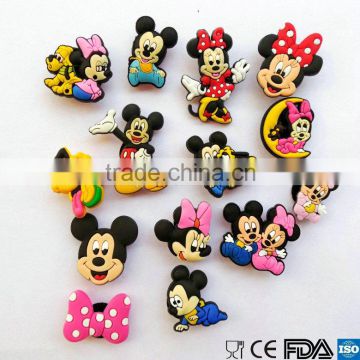 PVC Rubber Cartoon Badges with Mickey Minnie Pluto Charms Party Gifts