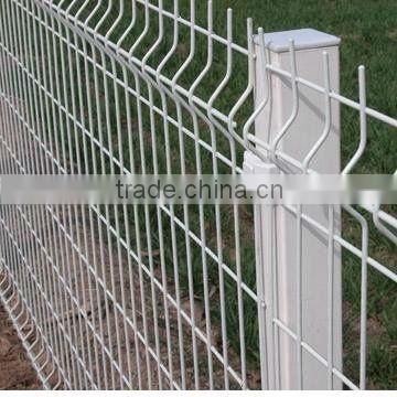 White pvc coated welded wire mesh fence