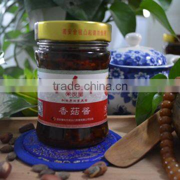 Organic Preserved Mushroom paste mix chili with glass bottle