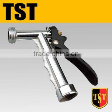 Simple metal garden spray gun with soft handle