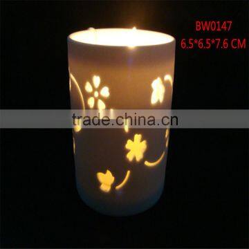 New product porcelain decorative candle holder with candle light