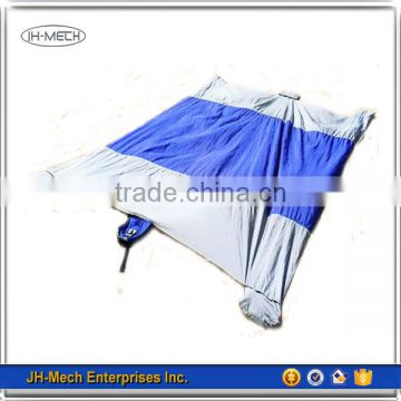 Customized waterproof	padded nylon beach blanket