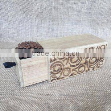 Recommended Custom Quality Graceful Wooden Essential Oil Organizer Box photo-4