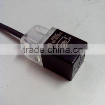 Compact rectangular 18 mmsq / DC 10-30V / DC-3 wire / Sensing Distance 5mm / DA-1805B Series / Inductive Proximity Sensors