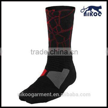 Men's terry design hot striped wholesale rubbers for color fashion custom mens sport men sock