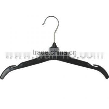 PLASTIC HANGERS