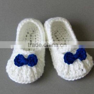 Booties for baby-size and color made to order,crochet baby shoes,baby girl crochet shoes, mary jane baby shoes