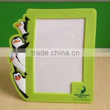 Attractive fashion elegant shape wholesale 2x3 baroque sixy girl photo frame
