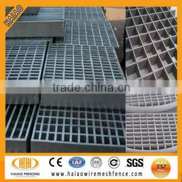 Hot-dipped galvanized steel grating prices/heave duty steel grating supplier