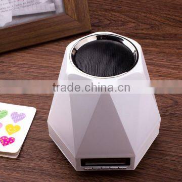 Colour Changing Bluetooth Speaker With Alarm Clock photo-4