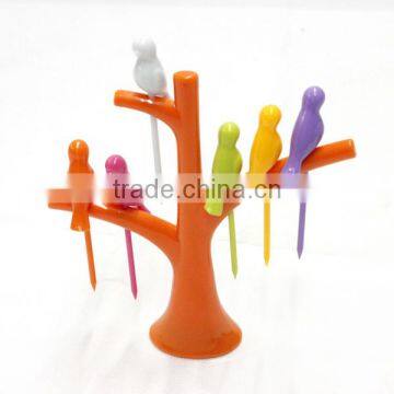 Birds shaped fruit fork, plastic fruit fork, colorful fruit stick