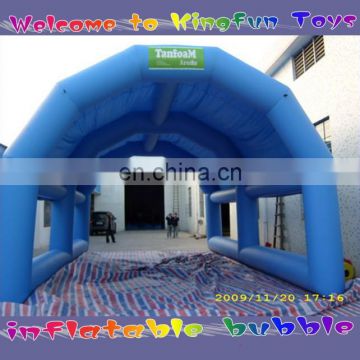 Advertising inflatable tunnel