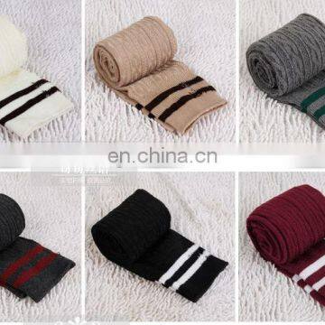 2016 Custom Fashion Plain White Socks Professional Factory photo-4