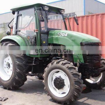 Green or red farm wheel tractor 1004