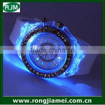 Wholesale fashion blinking silicone led watches                        
                                                                                Supplier's Choice