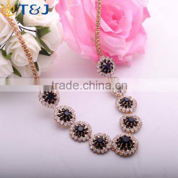 S>>>>Created Crystal Flower Pendants Necklace 2015 Fashion Jewelry Women Accessories/