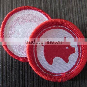 Special Animal Shape Circle Embroidery Woven Label photo-3