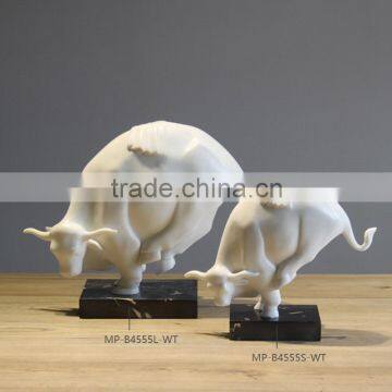 Decorative Home Accessories Polyresin Cow Figurine                        
                                                Quality Choice