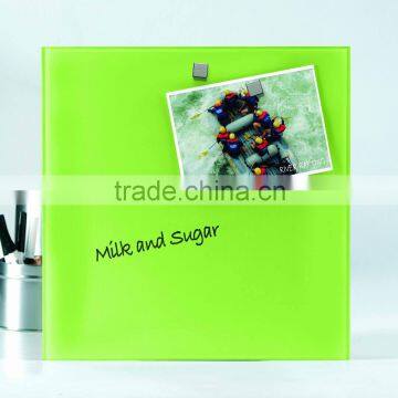 GLASS MEMO BOARD