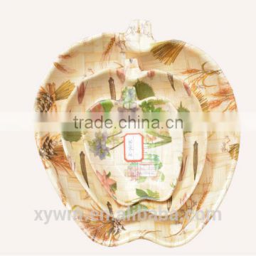 Apple shape of bamboo plate --Jane