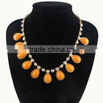 Yiwu Factory direct supply beaded necklace lastest design