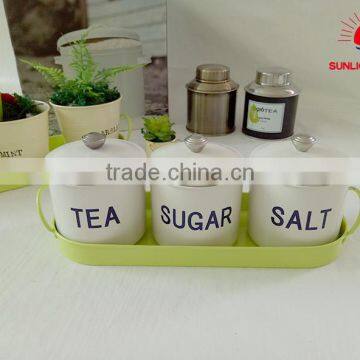 set of 3 seasoning pots with tray