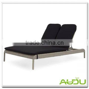 Audu Metal Pool Wicker Garden Bed