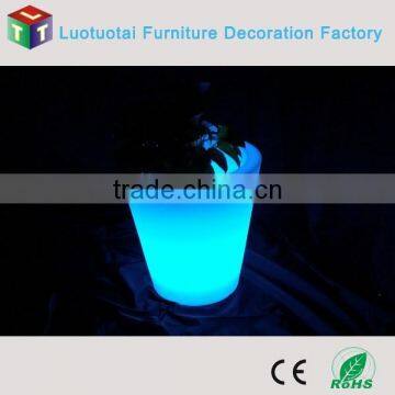 PE Plastic Small LED Lights Flower Vases photo-2