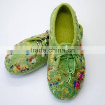 Best Selling Stylish Multi-color Eco-friendly Lace Felt Slippers
