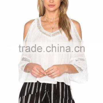 Hot sale white top with lace trim details cold cool shoulder women tops and blouese