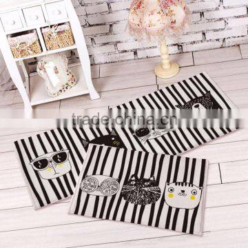Fashion Design Home Bedroom Bathroom Flannel Floor Carpets Funny Cat Pattern Anti-Slip Floor Mat Carpet 5 Sizes Optional photo-3
