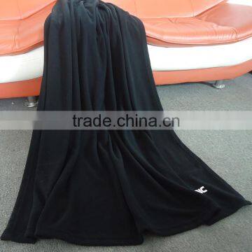 Black with small pills with customized logo printed anti pill polar fleece polyester mora blanket