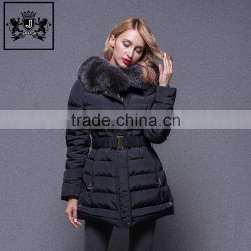 2017 New Fashionable Western Custom Fit Overcoat Women Fashion Padded Down Jacket for Winters