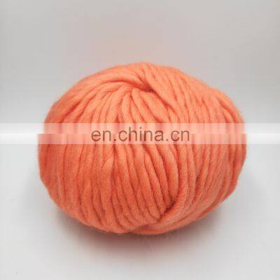 Factory Wholesale Cheap Crochet Wool Knitting Yarn Roving Yarn for Rugs 100% Merino Wool photo-2