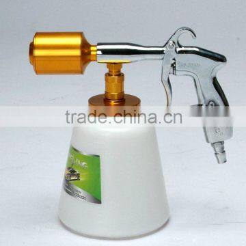 Golden foam cleaning gun