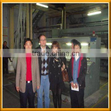 french customer visit our factory for pp nonwoven fabric for medical sheet