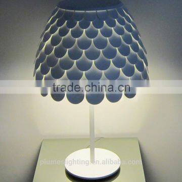 Replica Fontana Arte Carmen Modern Home Pine Cone Iron Table Lamp PLT8106 photo-3