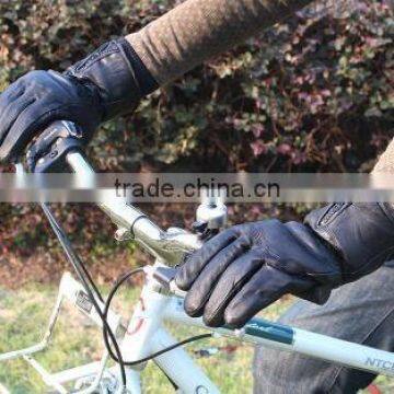 Dermal thickening wind man skin warm gloves