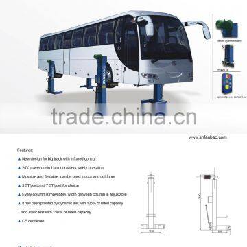 built-up movable hydraulic lift for bus or truck