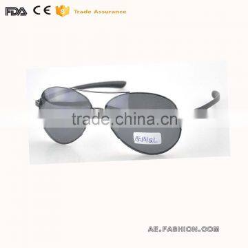 2016 Style Metal Sunglasses Custom Shape Man Sunglasses