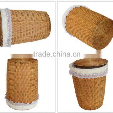 Natural Rattan Laundry Basket With Lining and Lid photo-4