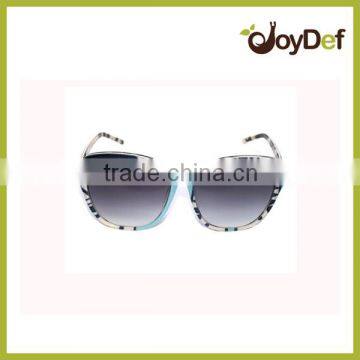 The popular stylish design style hot transfer printed UV shade customized logo sunglasses with mirror lens