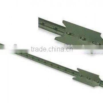 studded tee fence post