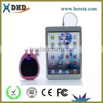 2015 super slim 2600mah solar power bank with special shape